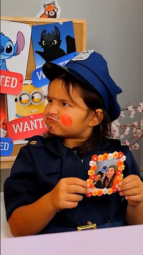 🎨 DIY Picture Frame Craft To Display Your Memories #shorts #diyforkids