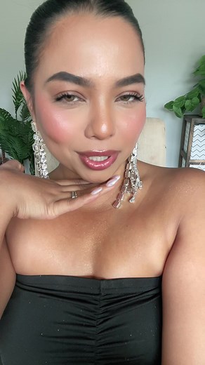 Cream Contouring vs. Powder: Makeup Application Tutorial