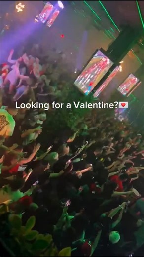 Casa verde Houston on Instagram: "Look no further then casa verde 🤭 join us all weekend long for all the valentine vibes ! To reserve a table txt or call 832-968-5055📲"