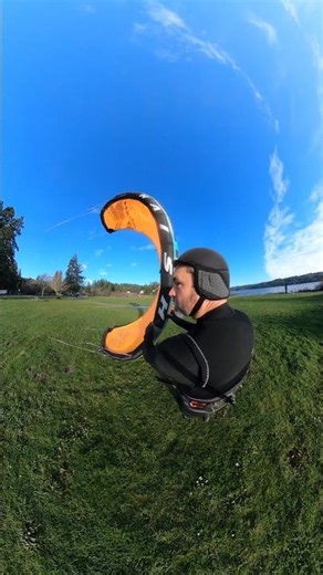 learning to kiteloop on the foil. 9m 2024 Naish boxer in 15knots. #kiteboarding #foil #kiteloop