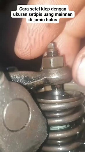 Cara stel klep dengan ukuran setipis uang mainnnan di jamin pae dan halus #fbpro #reels #fyp #mekanik #tips #otomotif #carastelklep | Iwan Motor