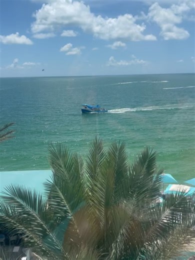 Real Radio 104.1 on Reels