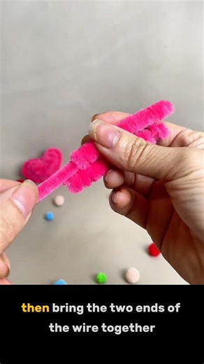 DIY Fluffy Pipe Cleaner Hearts: Easy Craft Tutorial! | Fresh Graduate.id