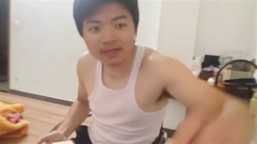 全民k歌移动KTV音响开箱视频，男人的快乐就是这么简单 ，移动KTV 全民k歌 开箱！