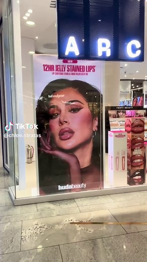 Hudas new launches 🤭Review coming shortly @ARC Store #hudabeauty #hudabeautylipcontour #lipstain #lipstainviral