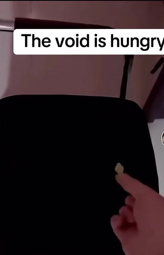 feed the void#void #cat #blackcat #kar #acoustic