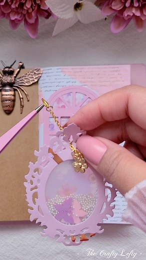 ASMR Aesthetic Journaling 🌸 Cherry Blossom 🌸 Sakura Theme 🌸 Shaker Spread I really waited for the Cherry Blossom season so I can finally decorate the cover page of my Tsuki Sakura Journey Travel Journal. I just wanted it to be matchy matchy like always. Lol. 🩷 Pink Journal: @Notebook Therapy THECRAFTYLEFTY for 10% discount 🩷 Washi Tape: @Paperwrld THECRAFTYLEFTY for 10% discount 🩷 @Esterbrook Pen Tok Bee page holder: @bestpenkorea 🩷 Girl sticker: @The Artsy Lab TCRAFTYL10 for 10% discount