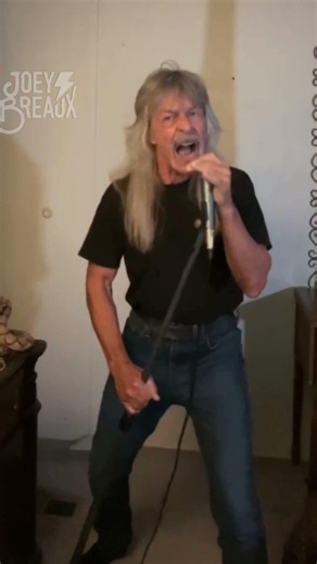 I can't get no.. Satisfaction! #joeybreaux #karaoke #karaoketiktok #rollingstones #60s #60smusic