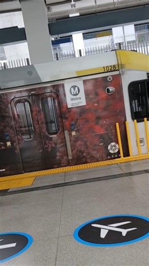 2015 LACMTA Kinkisharyo P3010 Metro Rail 1028