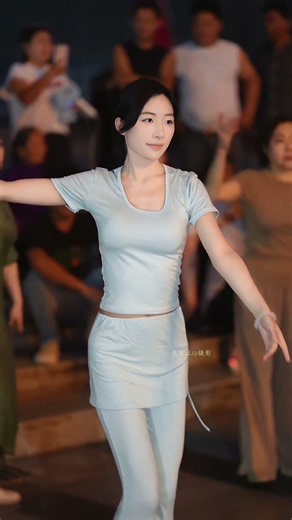 New Tibetan dance beauty