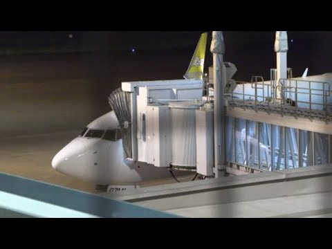羽田発釧路行のエア・ドゥ機 女満別空港に“緊急着陸”―オイル漏れか 除去作業のため封鎖し6便欠航…利用客「ちょっと今パニック」北海道