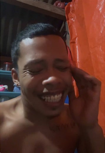 Wats yor historri😭😭😭#thekingofgreetings #mahgenggeng #estupeydnation #intertainment