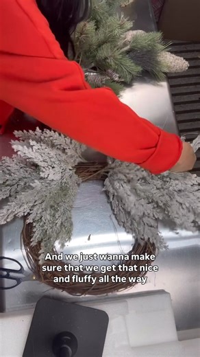 Winter Splendor Wreath, perfect to hang on your door from now until Spring arrives 💚🤍💚 #poncacityfloraldesigner #followersreelsfypシ゚viralシfypシ゚viralシal #foryoupagereels #foryoupage #soldlive #onawhimm #hobbylobby #diyprojects #diyideas #Christmas #wintervibes #winterstyle | On A Whimm Wreaths and Decor by Dona