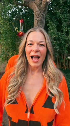 one way ticket to ride the witch’s broom and #halloweenworkout #pamelapupkin #pamelapumpkin | Laura Clery