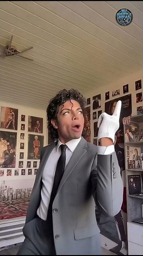 Beat It dancing by Michael Jackson #michaeljackson #beatit