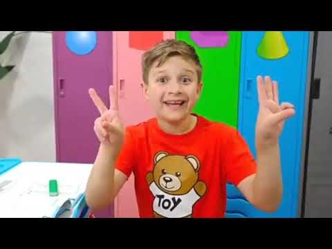 Thomas land Monday August 6, 2018