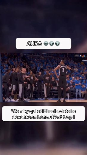 À ce niveau, c’est plus de l’aura ! 👽😤 Le chakra de Wemby a explosé là 🔥🔥🔥 La réaction du banc 🤍 #aura #wemby #spurs #nba #basketballtiktok