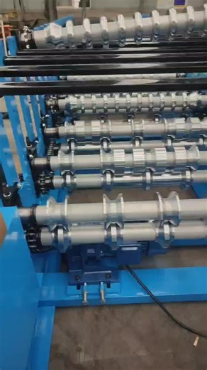 Assembly working video for rolling door forming Machine#rollformingmachine