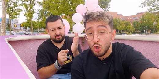 Así fue la bajada de Papi Gavi y Spursito en Red Bull Autos Locos