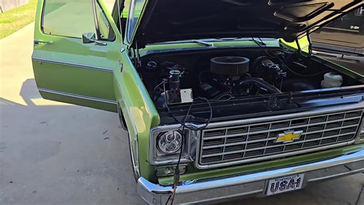 Custom ECM on Instagram: "Working with Powertrain Swap Solutions testing and training on the new 10L80e swap integrations we have been wiring on. This truck was a local customer using our Holley Terminator X Max kit, and we are now testing it on the more universal Holley integration kit for base Term X, HP, and Dominator. Yes, that is a gen 1 small block mated to a 10L80e running on a Holley ECU!"