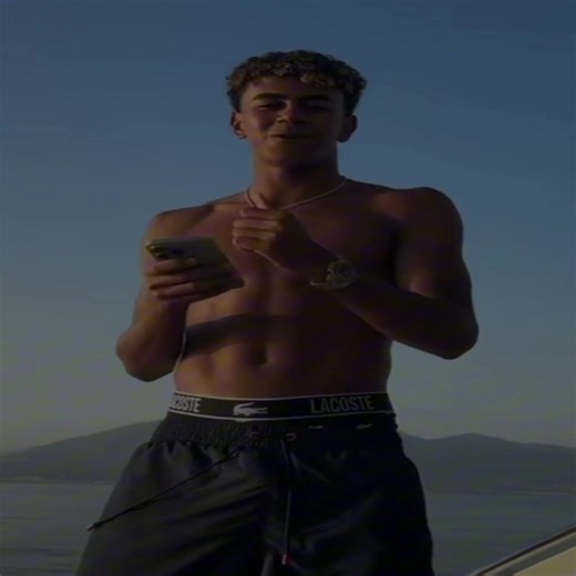 Yamal's Stellar Plays on the Field: A Soccer Highlight