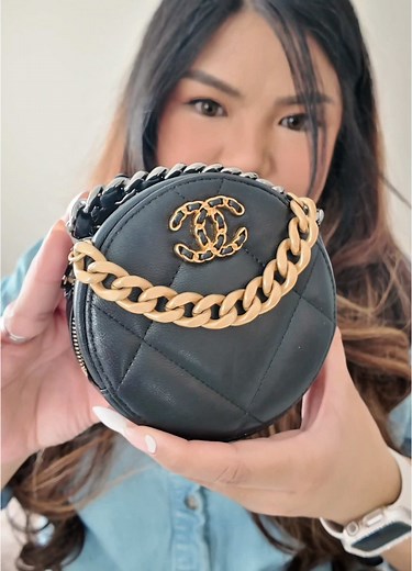 Chanel 2020 Crossbody Bag Unboxing and Review