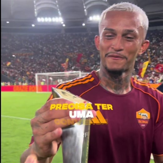 Wesley: O Melhor Lateral do Mundo na Roma