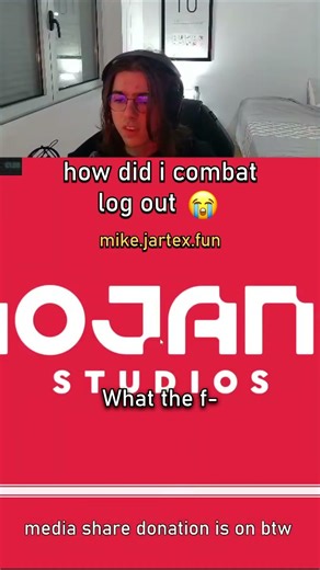 he didn't even hover the button 😭🥀 #minecraft #minecraftshorts #lifesteal #gaming #jartexnetwork