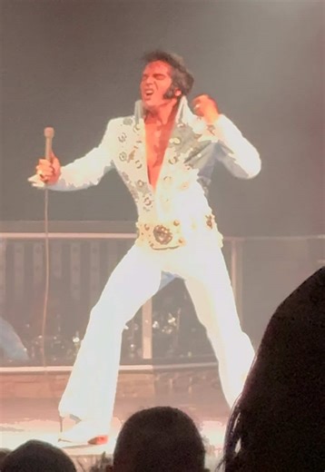 @Dean Z , award-winning Elvis tribute artist, delivers a high-energy, spot-on performance of “Suspicious Minds” with full band, horns, and backups @Clay Cooper Theatre . He seriously killed it!! #bossanovababytcb #elvispresley #fyp #viral #trending