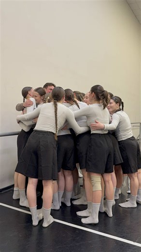 The Art of Partnering in Contemporary Dance