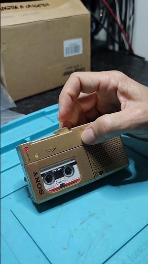 Sony M-9 G microcassette recorder 80s'