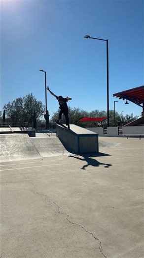 Bump to box on a very bright day #skateboarding