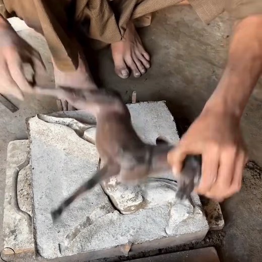The Process of Making an Aluminum Horse Sculpture🤩 | The Ancient History