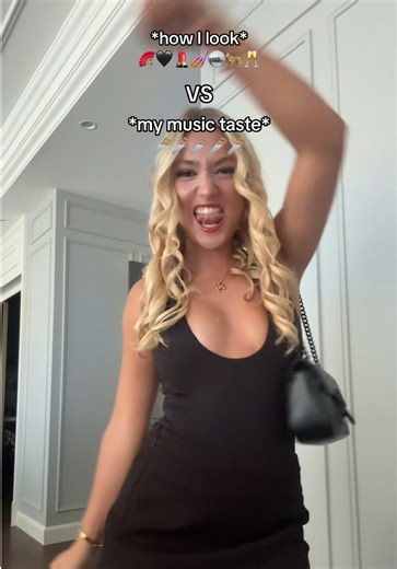 Krowdexx: Exploring Downtempo and Hardstyle Music