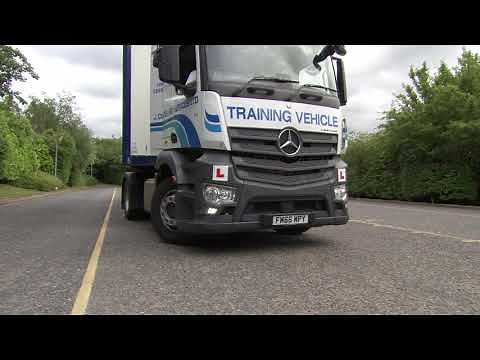 Category C+E HGV/LGV Driving test reversing exercise