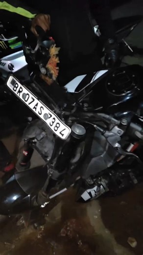 Mousam Choudhary on Instagram: "Inlog Mc log Se Alg Pareshan Hai Zindagi Me 🤬 Our intentions are only to make people understand the importance of traffic rules so that they can follow them and stay safe. Although my way is somehow different so please don't take it personally and enjoy the videos guys."