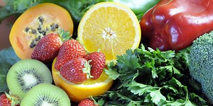 オレンジよりビタミンCを多く含む、15の食べ物