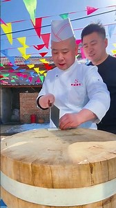 China’s Chef King Shows Amazing Cutting Skills with Knife Sculpting #chef #cuttingskills #chefknives