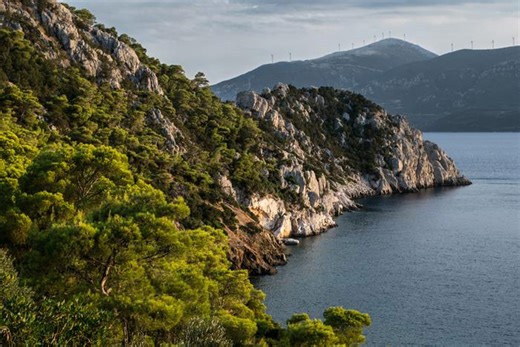 Greek 'dormant' volcano found accumulating magma for 100,000 years