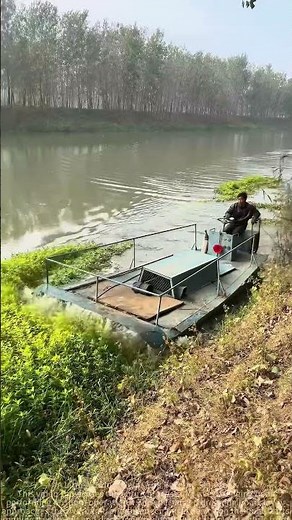 Live Demonstration of River Dredging Boat: Clearing Aquatic Vegetation for Smooth Waterways!