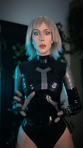 Cosplay transition with Raiden #mgs #mgscosplay #metalgearsolid #metalgearsolidcosplay #cosplay