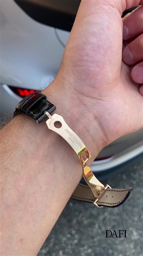 Patek Philippe Annual Calendar Moon Phases Review