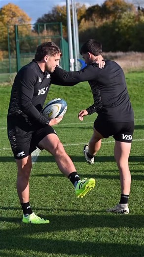 18K views · 257 reactions | ¡Sesión con los backs!  | Los Pumas | Facebook