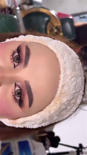 makeup artist tamara on Instagram: "Make up by me👑"