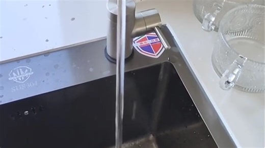 过滤彻底，水味清甜，直饮超安心。 (10077)