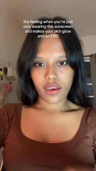 Glowing Skin with Premium Sunscreens: A Demo Guide