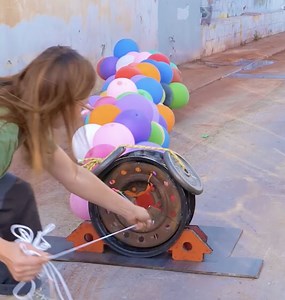 From Balloon to Boom: Crafting a Designer Speaker with Style! | Wood Mood