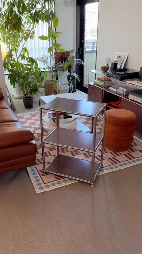 Maya on Instagram: "Bauhausから新しく登場したモジュール家具を組み立ててみた 組み立て・カスタム・カラーチェンジまで全部自分でできるシリーズで、必要なタイミングに合わせて形を変えられるのがとっても便利だなと思った 今回は、3×1の本体に棚板を追加して、パネルの色も好きな組み合わせで選べる仕様にしてみました 実際に開封して組んでみると思ったよりも簡単かつ、詳しい作り方がQRで見られたりするので、サクサク進んだ 暮らしに合わせて形や色を変えていける家具、自由度が高くていいなあ これから引き出しや追加パーツも出るとのことなので、使いながら少しずつ育てていきたい🌱 @bauhausjapan #PR"