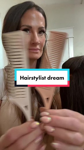 Innovative Hair Weaving Combs for Salon Professionals