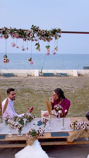 Romantic Beach Proposal Captured on Camera